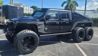 Used 2022 Jeep Gladiator Sport image 1