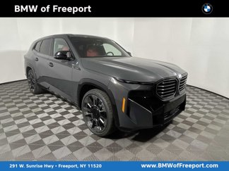 New 2025 BMW XM image 1