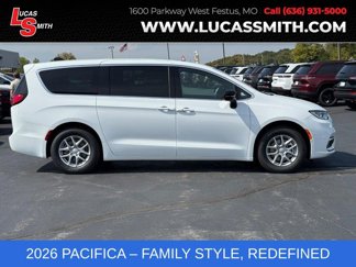 New 2026 Chrysler Pacifica Select image 1