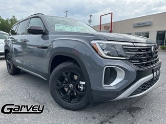 New 2025 Volkswagen Atlas Peak Edition SE image 1