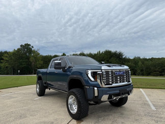 Used 2024 GMC Sierra 2500 Denali w/ Denali Reserve Package image 1