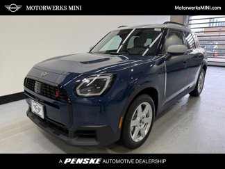 Used 2025 MINI Cooper Countryman S image 1