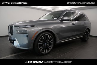 Used 2025 BMW X7 xDrive40i image 1