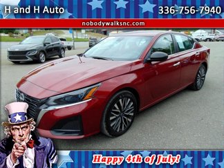 Used 2024 Nissan Altima 2.5 SV image 1