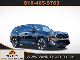 Used 2025 BMW XM image 1