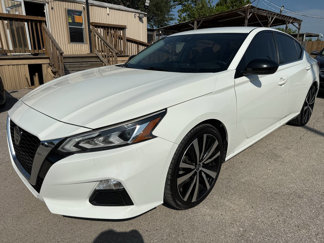 Used 2020 Nissan Altima 2.5 SR image 1