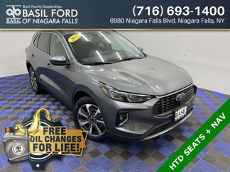 Used 2023 Ford Escape Platinum image 1