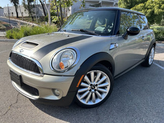 Used 2010 MINI Cooper S image 1