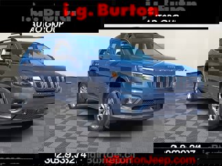 Used 2022 Jeep Cherokee Latitude Lux image 1