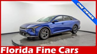 Used 2025 Kia K4 LXS image 1