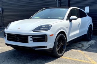 New 2025 Porsche Cayenne E-Hybrid Coupe image 1