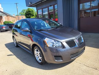 Used 2009 Pontiac Vibe w/ Preferred Package image 1