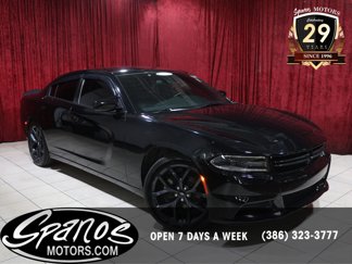 Used 2019 Dodge Charger SXT image 1