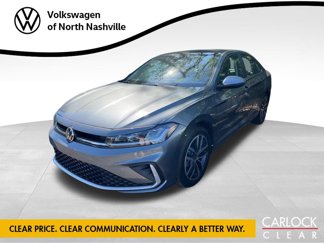 Used 2025 Volkswagen Jetta SE w/ Sunroof Package image 1