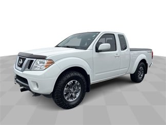 Used 2017 Nissan Frontier PRO-4X image 1