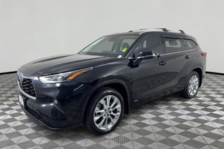 Used 2023 Toyota Highlander Limited image 1