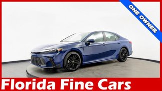 Used 2025 Toyota Camry SE video 1