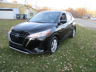 Used 2022 Nissan Kicks S image 1