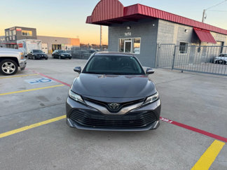 Used 2019 Toyota Camry LE image 1