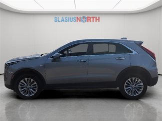 Used 2024 Cadillac XT4 Luxury image 1