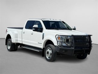 Used 2022 Ford F450 4x4 Crew Cab Super Duty image 1
