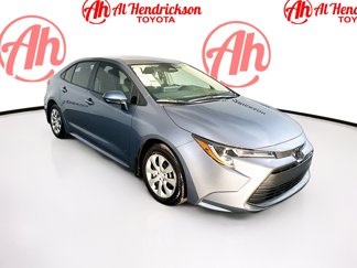 Used 2025 Toyota Corolla LE image 1
