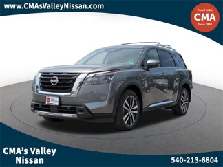 New 2025 Nissan Pathfinder Platinum image 1