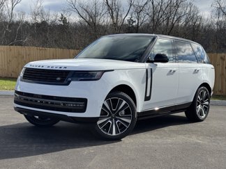New 2025 Land Rover Range Rover SE image 1