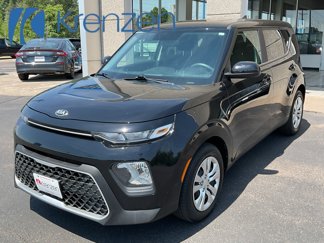 Used 2021 Kia Soul LX image 1
