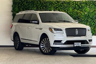 Used 2021 Lincoln Navigator Reserve w/ Luxury Package image 1