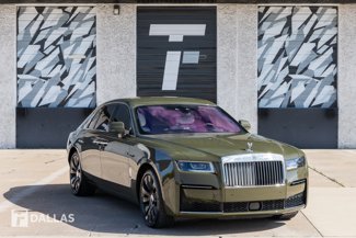Used 2023 Rolls-Royce Ghost image 1