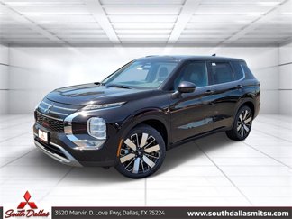 New 2025 Mitsubishi Outlander SE image 1