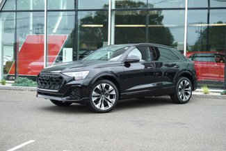 Certified 2025 Audi Q8 Premium Plus image 1