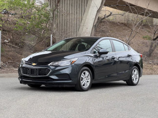 Used 2018 Chevrolet Cruze LT w/ Convenience Package image 1