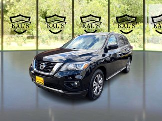 Used 2020 Nissan Pathfinder SV image 1