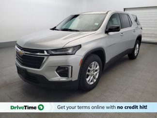 Used 2022 Chevrolet Traverse LS image 1