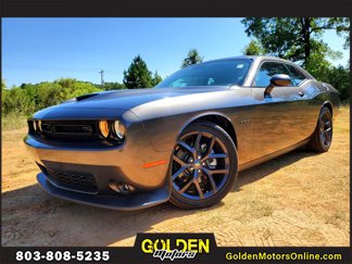Used 2022 Dodge Challenger R/T w/ Plus Package image 1