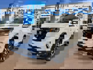 New 2025 Honda Pilot Touring image 1