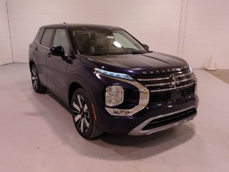 New 2025 Mitsubishi Outlander SE image 1