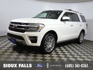 Certified 2024 Ford Expedition Limited image 1
