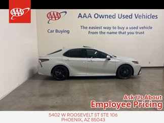 Used 2022 Toyota Camry XSE image 1