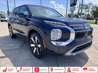 New 2025 Mitsubishi Outlander SE image 1