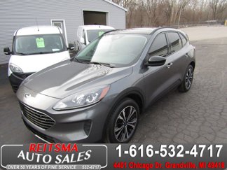Used 2021 Ford Escape SE w/ SE Sport Appearance Package image 1