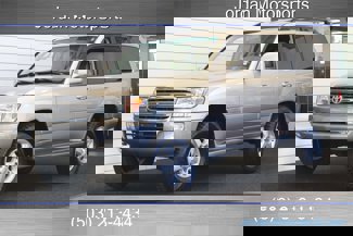 Used 2004 Toyota Land Cruiser image 1