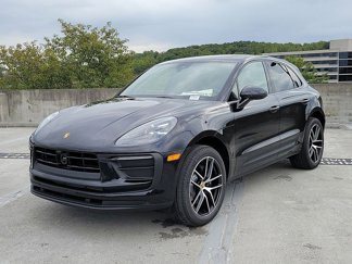 Used 2025 Porsche Macan image 1