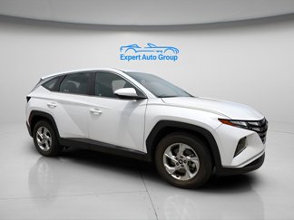 Used 2022 Hyundai Tucson SE image 1