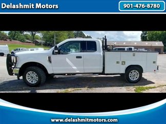 Used 2018 Ford F350 XLT image 1