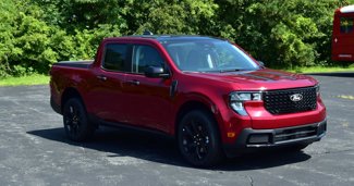 New 2025 Ford Maverick XLT image 1
