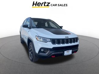 Used 2025 Jeep Compass Trailhawk video 1