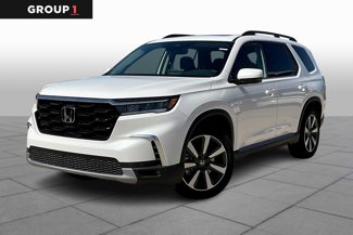 New 2025 Honda Pilot Touring image 1